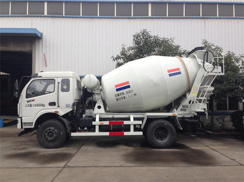 小型攪拌車的用途及使用中注意事項