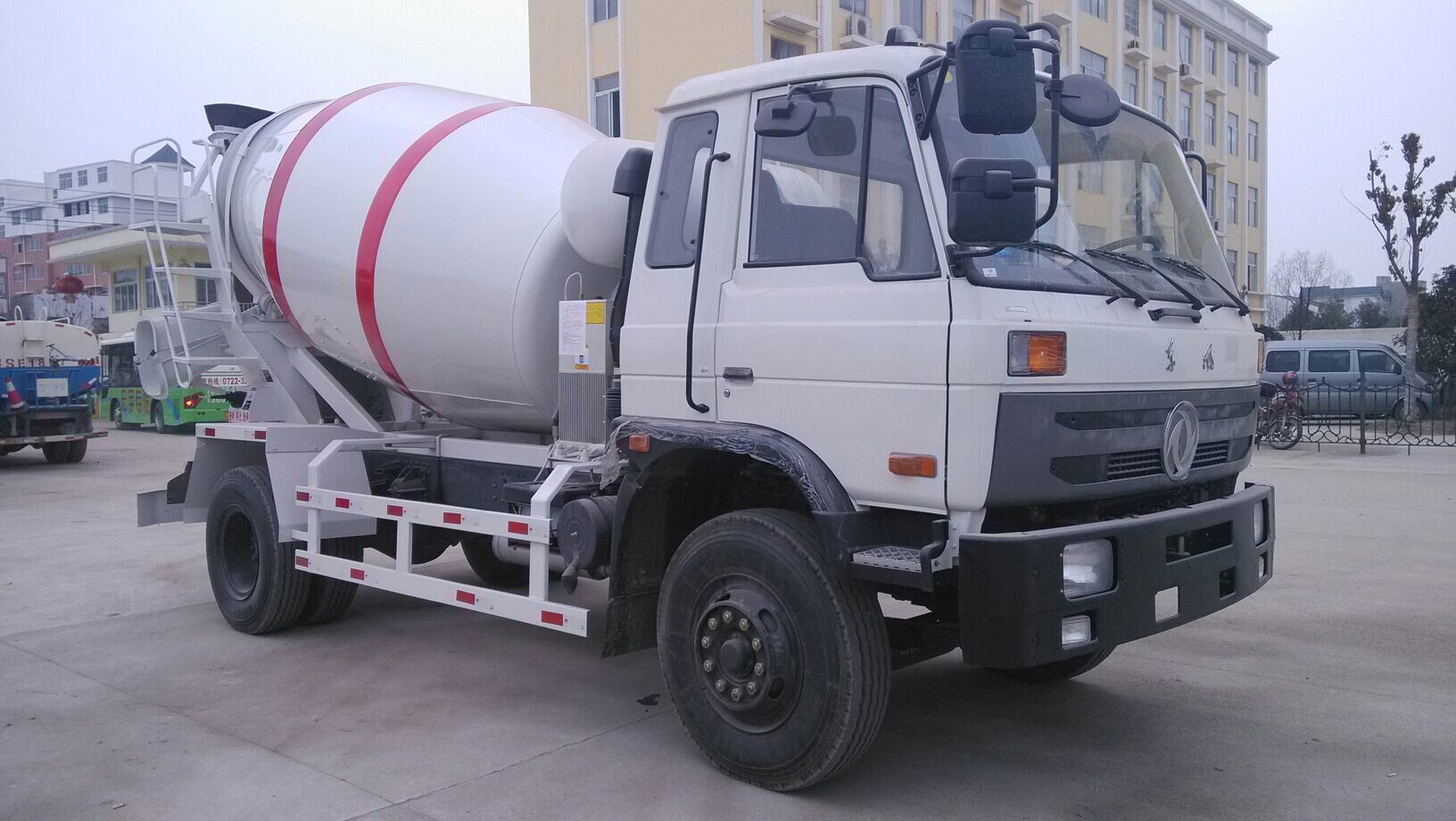 小型混凝土攪拌車使用的規范